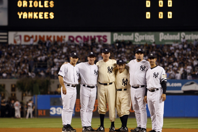 Legendary Yankee Don Larsen, World Series MVP, perfect game, dies