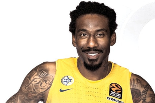 Mazal Tov! Ama're Stoudemire Officially Converts to Judaism