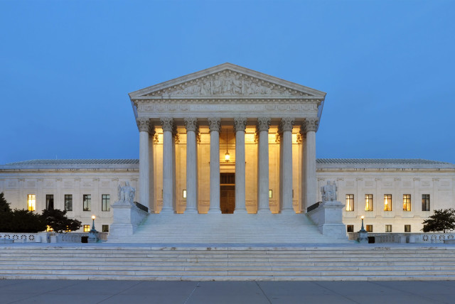 United States Supreme Court (credit: Wikimedia Commons)
