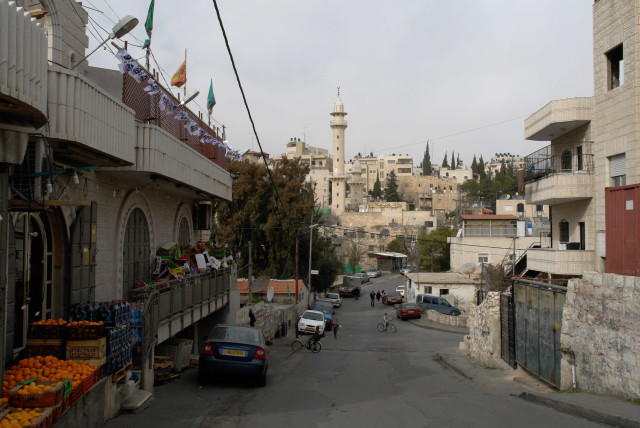Wadi al-Joz in east Jerusalem (credit: V_KATSON/WIKIMEDIA COMMONS)