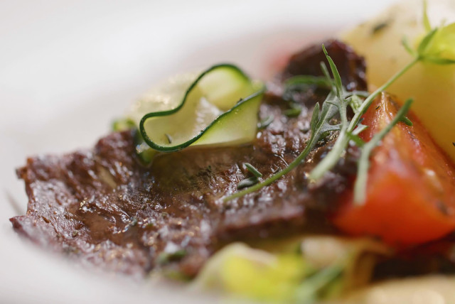 Steakholder Meets: Kashrut and the cultivated meat industry - Steakholder  Foods