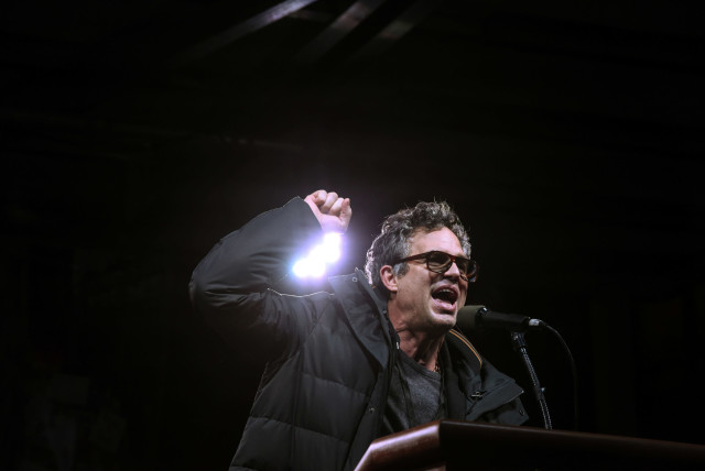 Actor Mark Ruffalo speaks at a protest against U.S. President-elect Donald Trump outside the Trump International Hotel in New York City (credit: REUTERS)