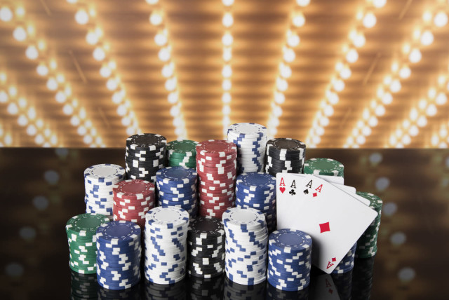 Benefits of playing at an online casino 