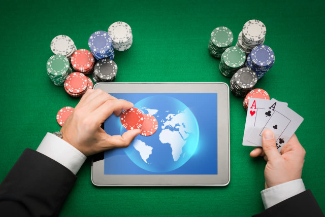 Everything You Need To Know About Online Gambling - Easy Reader News