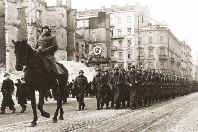  German troops entering Warsaw after surrender of city in 1939.