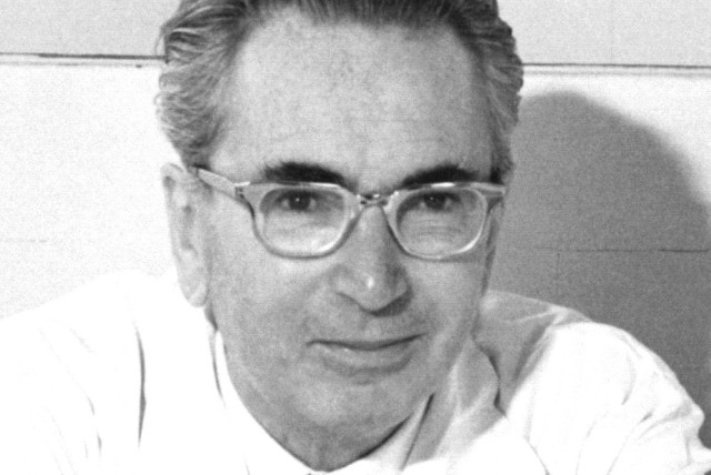  Viktor Frankl: In our response lies our growth and freedom (credit: Wikimedia Commons)