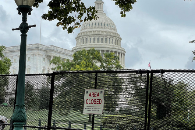  Security fencing is seen near the US Capitol ahead of rally in support of the Jan. 6 defendants in Washington (credit: REUTERS/MICHAEL WEEKES)