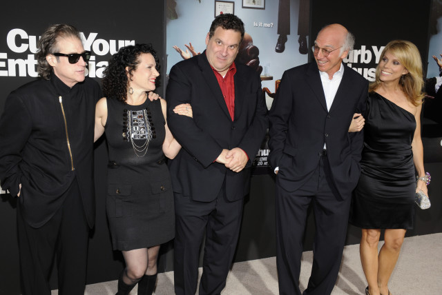 Cast members Richard Lewis, Susie Essman, Jeff Garlin, Larry David and Cheryl Hines (L-R) attend the premiere of the seventh season of the HBO series ''Curb Your Enthusiasm'' in Los Angeles September 15, 2009. (credit: REUTERS/PHIL MCCARTEN)