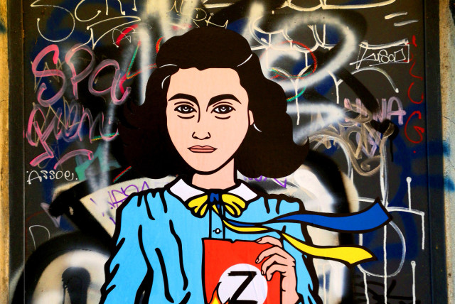  Anne Frank street art by aleXsandro Palombo (credit: ALEXSANDRO PALOMBO)