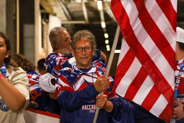Stuart Weitzman served as the US team's flag bearer. (credit: Courtesy Maccabi USA)