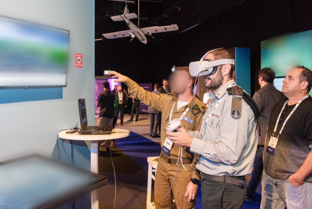  IDF officials use technology on display at the Ramon GeoInt360 conference. (credit: IDF SPOKESPERSON'S UNIT)
