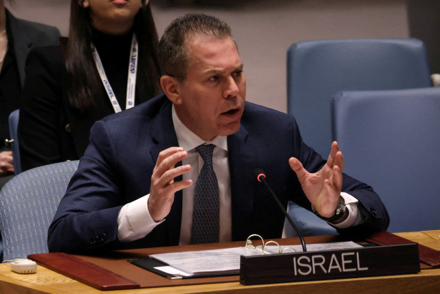  Israel’s Ambassador to the United Nations Gilad Erdan addresses the United Nations Security Council, February 20, 2023. (credit: REUTERS/MIKE SEGAR)