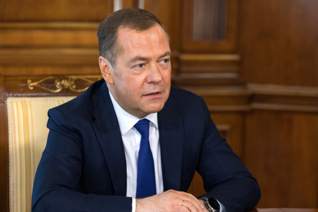 Medvedev says strike needed if Ukraine receives nuclear weapons - The  Jerusalem Post