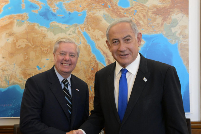  Israeli Prime Minister Benjamin Netanyahu is seen meeting with Republican South Carolina Sen. Lindsey Graham in Jerusalem, on April 17, 2023. (credit: AMOS BEN-GERSHOM/GPO)