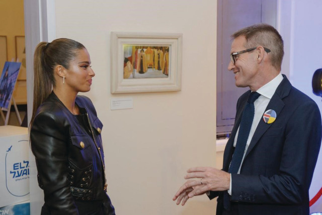  NOA KIREL with British Ambassador Neil Wigan.  (credit: TOM BARTOV)