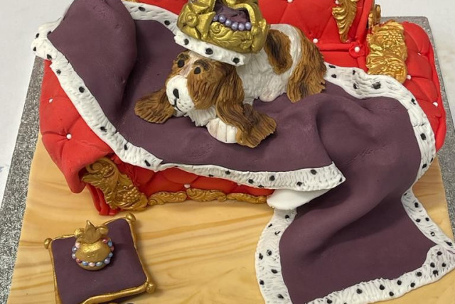  A CAKE created by the writer’s cousin for a coronation baking competition. (credit: Aimee Sandler)