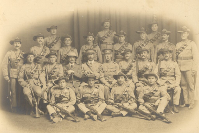  JEWISH MEMBERS of the Rhodesian Reserves, 1916. (credit: Courtesy www.zjc.org.il)