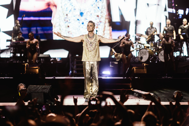  Robbie Williams concert, June 1 2023 (credit: Eclipse Media)