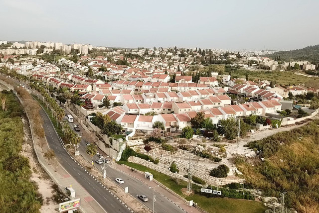  An aerial view of Beit Shemesh (credit: VIA WIKIMEDIA COMMONS)