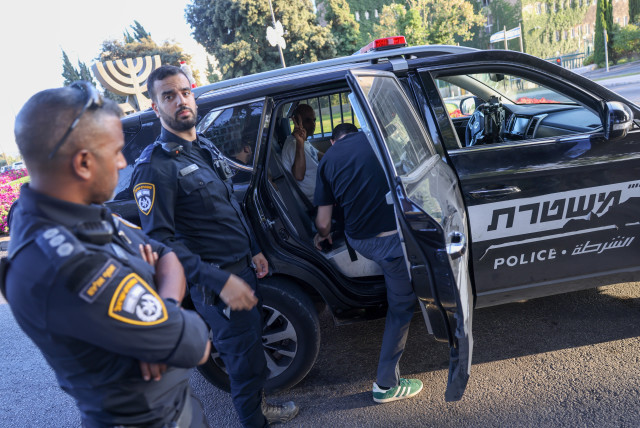 Police arrest Anti-judicial overhaul demonstrators near the Knesset, the Israeli Parliament in Jerusalem, on July 10, 2023.  (credit: Chaim Goldberg/Flash90)