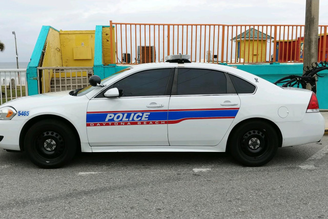  A parked Daytona Beach police car. (credit: Wikimedia Commons)