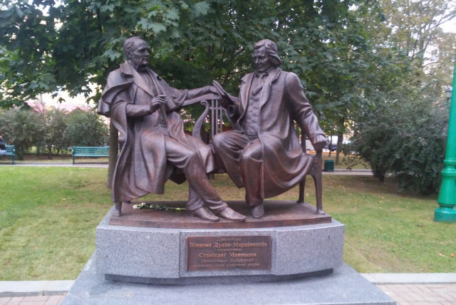  Statue of Stanisław Moniuszko and Vintsent Dunin-Marcinkievič in Minsk, Belarus (credit: Szkapa 98240/Wikimedia Commons)