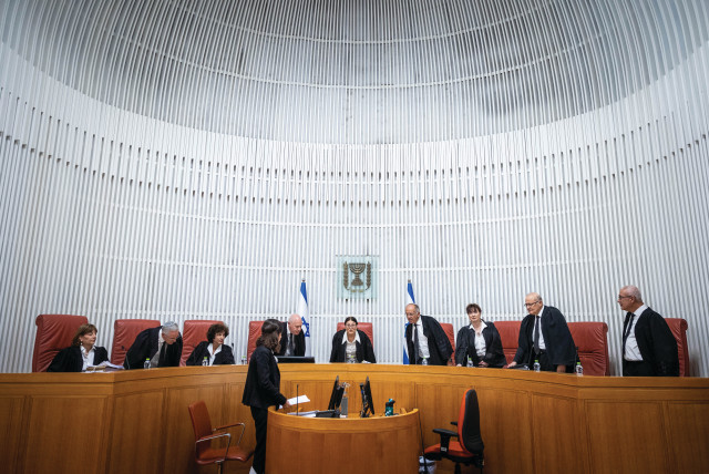  SUPREME COURT justices take their seats for a High Court hearing. (credit: YONATAN SINDEL/FLASH90)