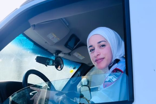  Lina Ezberga, 23, became the first woman ever in her Bedouin town to become an ambulance driver. (credit: MAGEN DAVID ADOM)