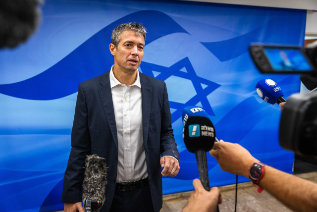  Then-communications minister Yoaz Hendel is seen in Jerusalem on September 18, 2022. (credit: OLIVIER FITOUSSI/FLASH90)