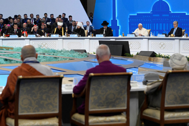  Pope Francis attends the conclusion of the VII Congress of Leaders of World and Traditional Religions, at the Palace of Independence in Nur-Sultan, Kazakhstan September 15, 2022.  (credit: VATICAN MEDIA/HANDOUT VIA REUTERS)