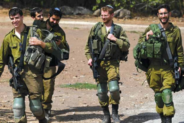 IDF RESERVISTS train in urban warfare, Oct. 9. (credit: MICHAEL GILADI/FLASH90)