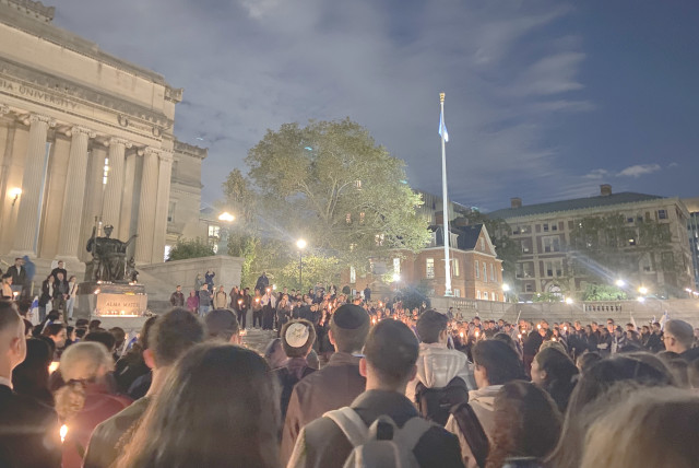  A vigil service is held at Columbia University in memory of the Israelis killed by Hamas. (credit: Mynda Barenholtz)
