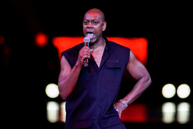  Comedian Dave Chappelle performs at Madison Square Garden in New York City (credit: REUTERS)