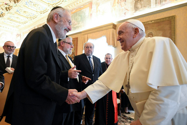  Pope Francis meets with the delegation of the Conference of European Rabbis at the Vatican, November 6, 2023. (credit: Vatican Media/­Handout via REUTERS)