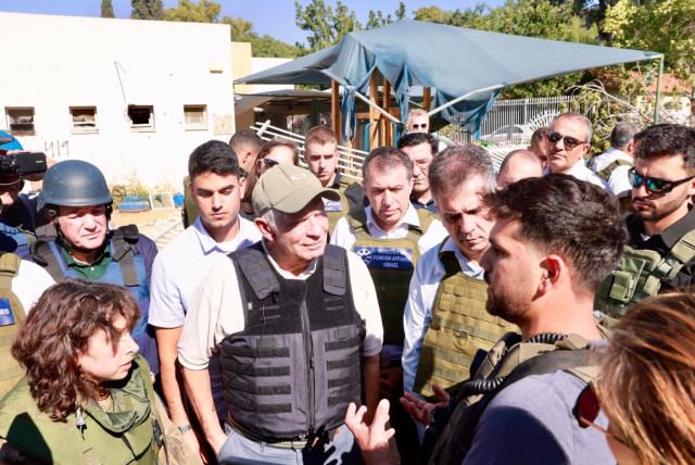  Eli Cohen accompanies Josep Borrell in Israel's southern communities ravaged by Hamas (credit: MARC ISRAEL SELLEM)