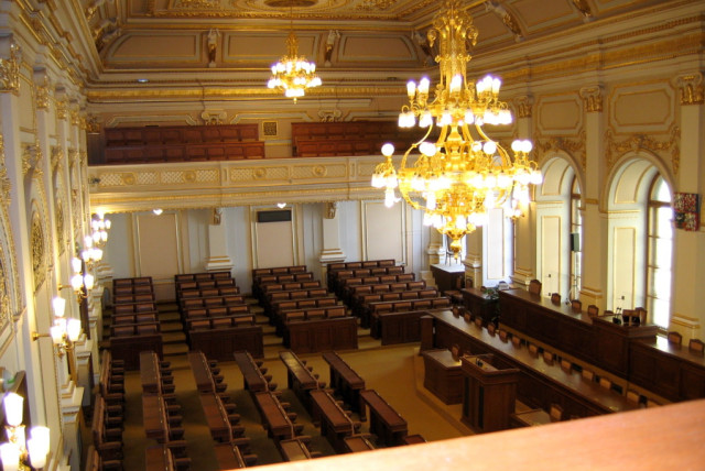  Session room of the Czech Chamber of Deputies. (credit: Ervinpospsil / CC BY-SA 3.0)