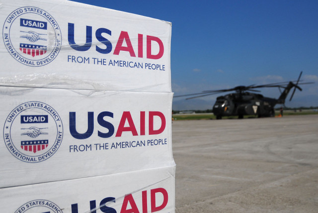  USAID pallets of food, water and supplies (credit: FLICKR)