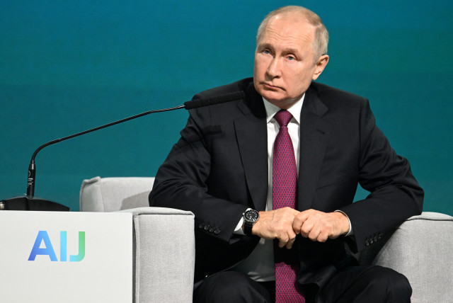  Russian President Vladimir Putin attends the Artificial Intelligence Journey international conference in Moscow, Russia, November 24, 2022. (credit: Sputnik/Pavel Bednyakov/Pool via REUTERS)