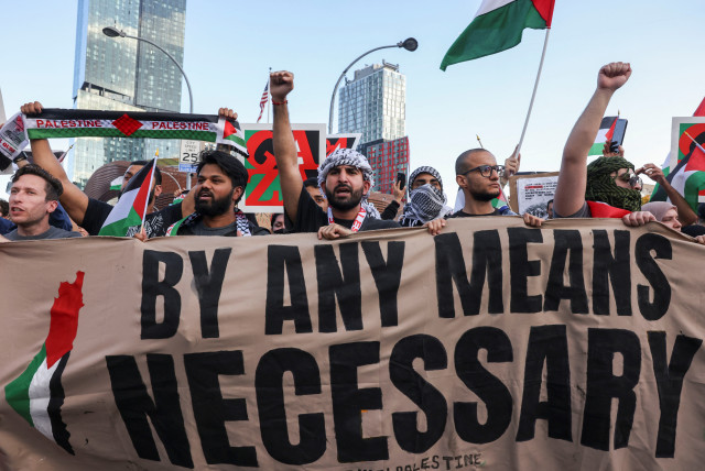  Pro-Palestinian protesters attend ''Flood Brooklyn for Gaza'' demonstration, as the conflict between Israel and the Palestinian terrorist group Hamas continues, in New York, US, October 28, 2023. (credit: CAITLIN OCHS/REUTERS)