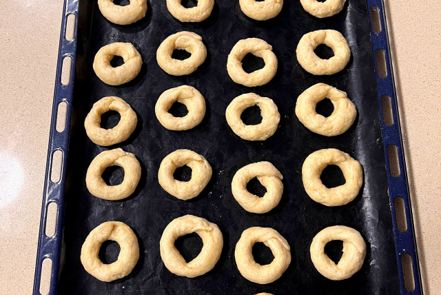  Savory abadi cookies (credit: PASCALE PEREZ-RUBIN)