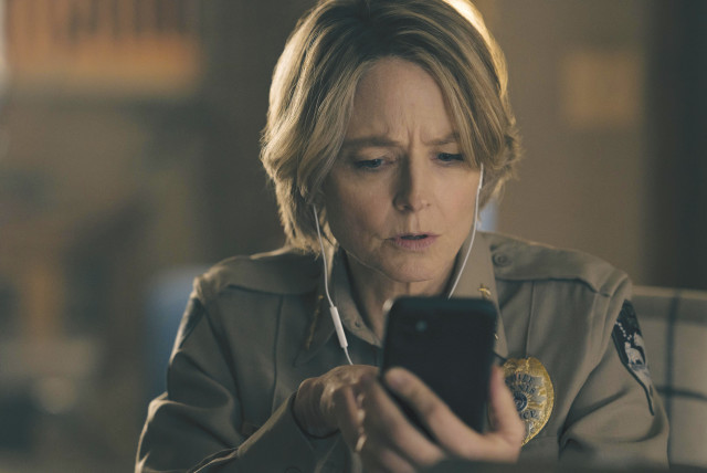  JODIE FOSTER in ‘True Detective.’  (credit: Hot TV and Next TV)