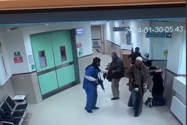 Israeli commandos, dressed as doctors, foil terror attack in Jenin hospital on January 30, 2024 (credit: screenshot)