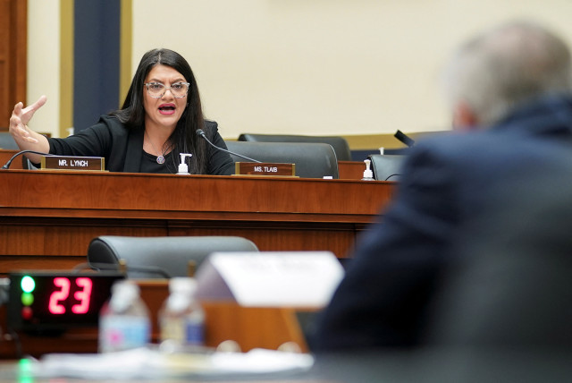  FTX Group CEO John J. Ray III listens while U.S. Representative Rashida Tlaib (D-MI) speaks, at a U.S. House Financial Services Committee hearing investigating the collapse of the now-bankrupt crypto exchange FTX after the arrest of FTX founder Sam Bankman-Fried, on Capitol Hill in Washington, U.S. (credit: SARAH SILBIGER/REUTERS)