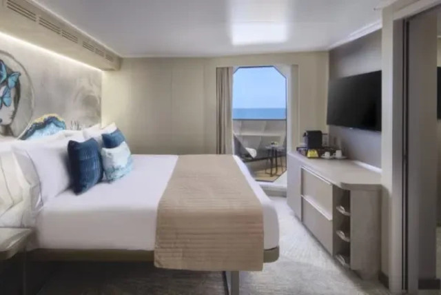  A room on a Norwegian Cruise Line ship (credit: courtesy of NCL)