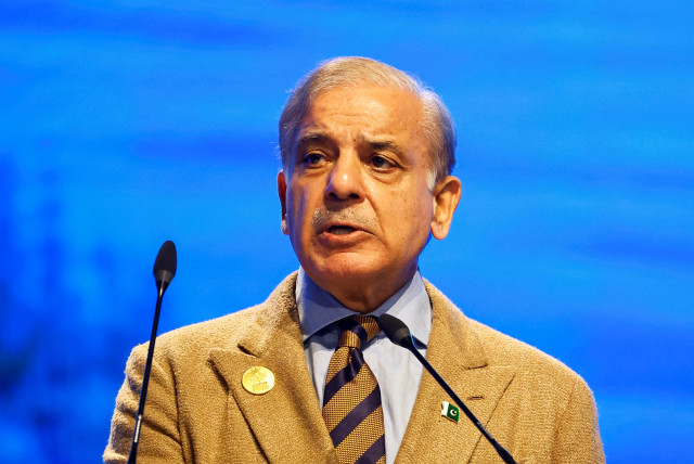  Pakistan's Prime Minister Shehbaz Sharif speaks during the COP27 climate summit in Egypt's Red Sea resort of Sharm el-Sheikh, Egypt November 8, 2022.  (credit: THAIER AL-SUDANI/REUTERS)