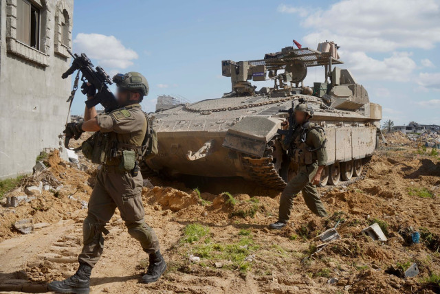   IDF troops operate in the Gaza Strip. March 17, 2024.  (credit: IDF SPOKESPERSON'S UNIT)