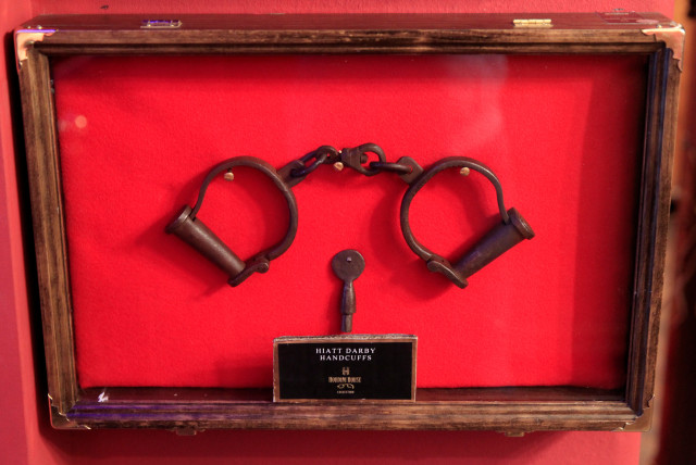   A pair of handcuffs is seen in the ''House of Houdini'' museum in Budapest, Hungary, December 19, 2016. Picture taken December 19, 2016. (credit: REUTERS/BERNADETT SZABO)