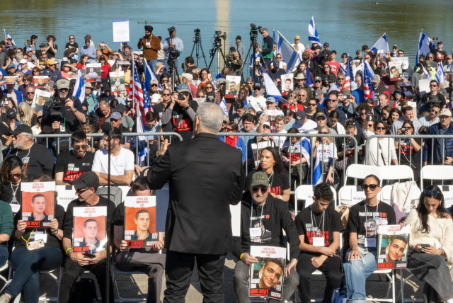  Yair Lapid addresses crowd in DC (credit: SHAHAR AZRAN)