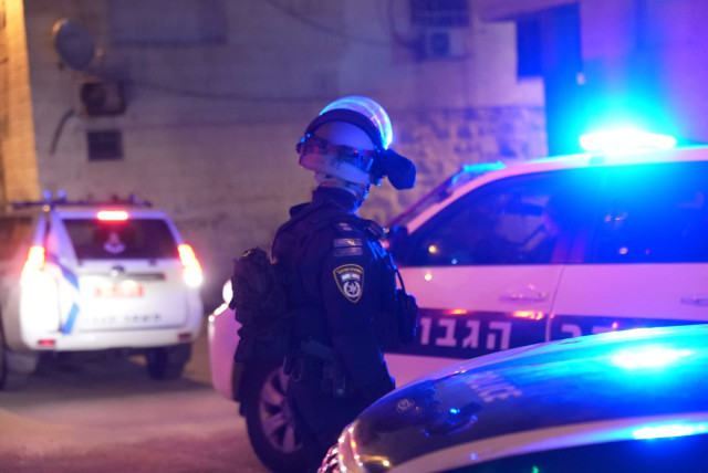   Police forces arrested nine residents of Isawiya in East Jerusalem, police announced April 21, 2024. (Illustrative). (credit: POLICE SPOKESPERSON'S UNIT)