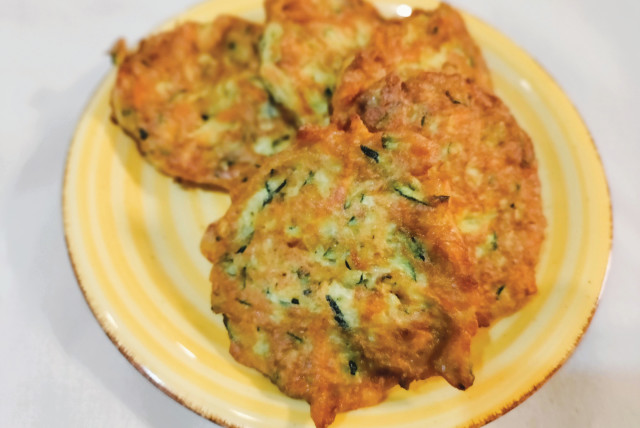  Zucchini carrot fritters (credit: HENNY SHOR)